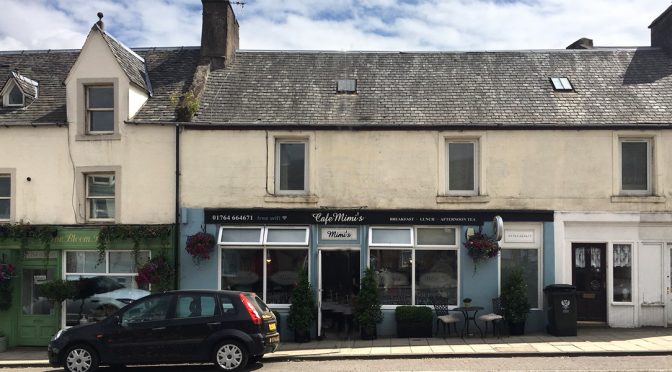 External view of Café Mimi's in Auchterarder